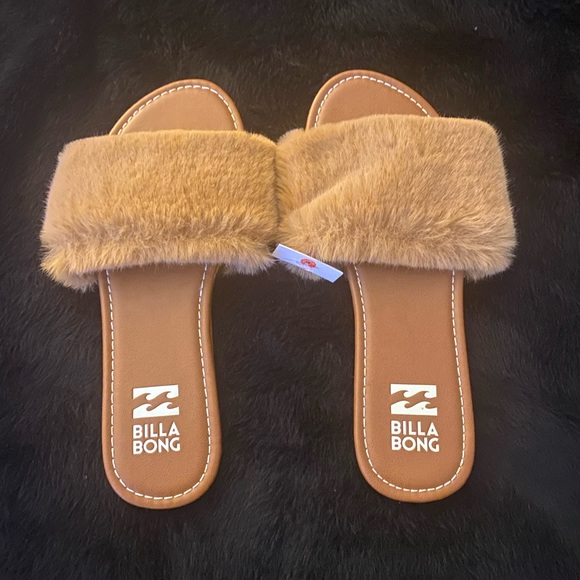 fur sandals near me